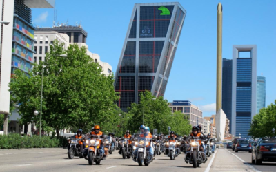Moteros solidarios ofrecieron paseos en Harley por Madrid