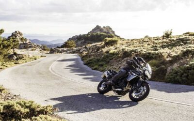 Triumph te regala los cc de tu nueva moto en equipamiento