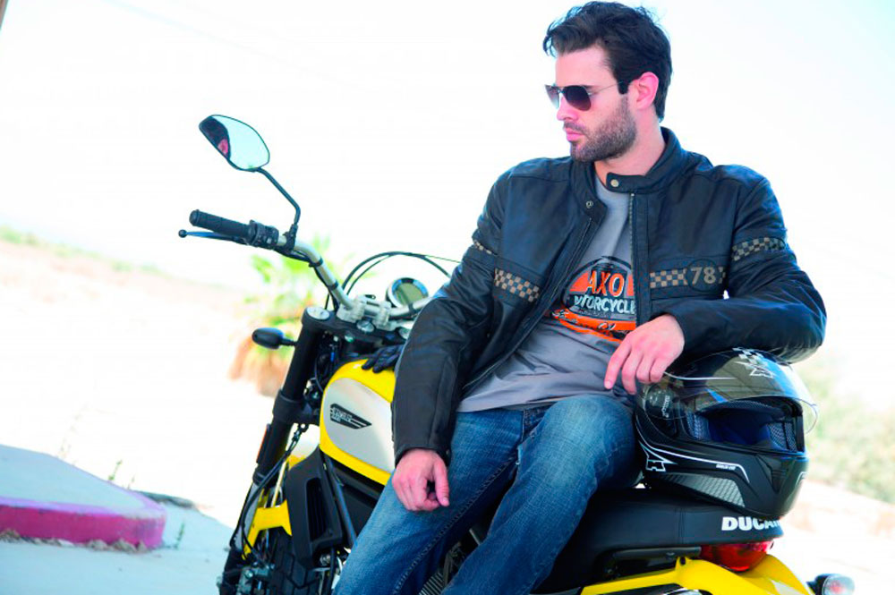 Blade, el nuevo casco integral de AXO