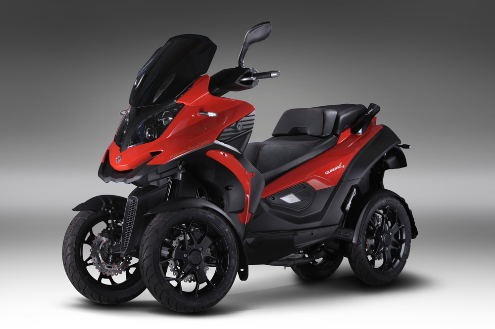 Cuatro 4, Scooter de cuatro ruedas