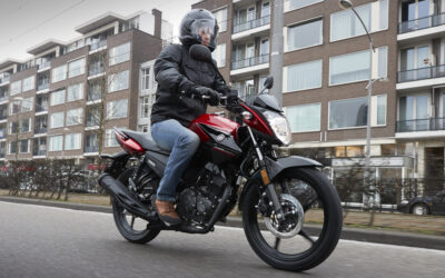 Yamaha YS 125: económica con marchas