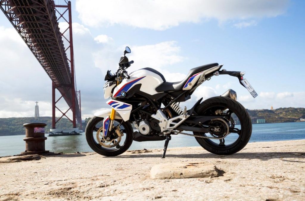 La nueva BMW G 310 R, disponible en abril