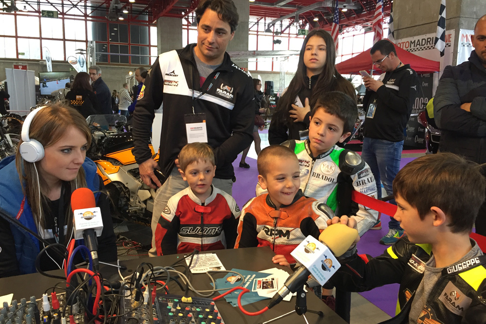 Escuela de Pilotos Z Riders de María Barbero, en Moto Madrid