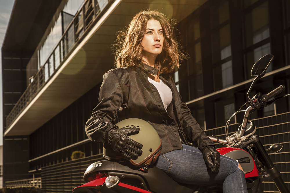 Chaqueta y guantes Seventy Degrees Lady