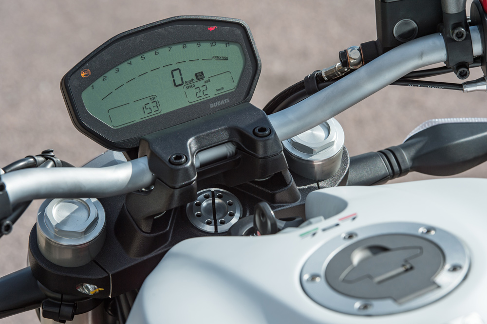Cuadro de instrumentos de la Ducati 797