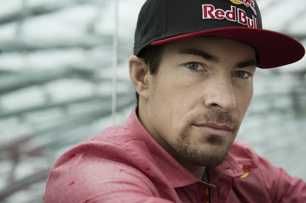 Owensboro rinde el último adiós a Nicky Hayden
