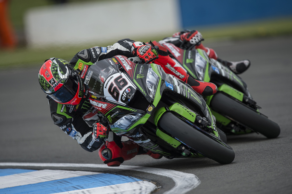 Tom Sykes y Jonathan Rea, victorias SBK en Donington 2017