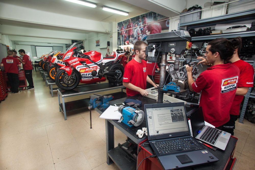 Monlau Repsol Technical School