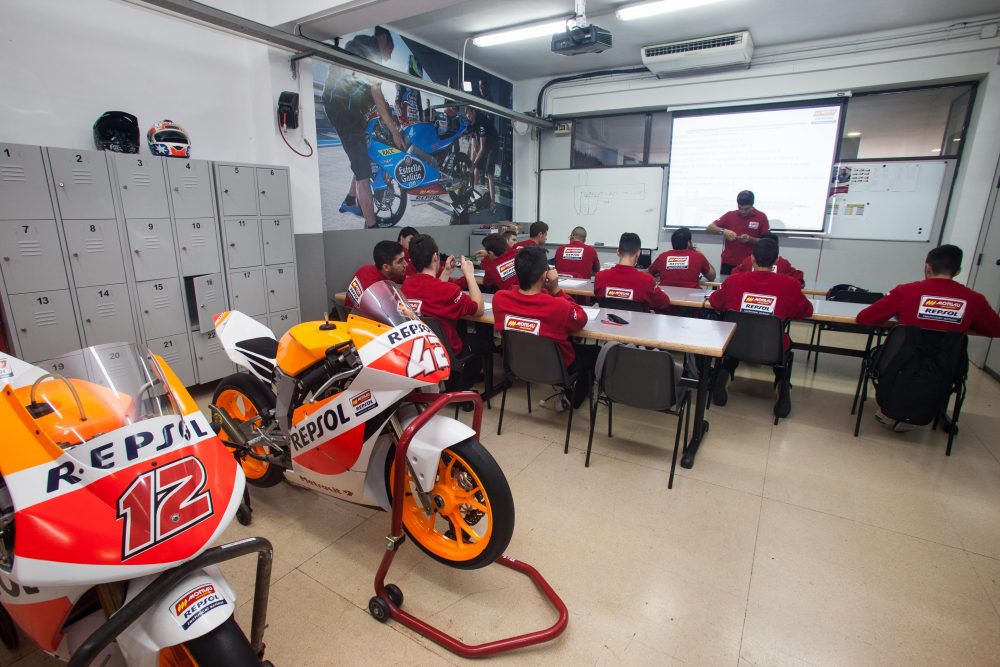 Monlau Repsol Technical School