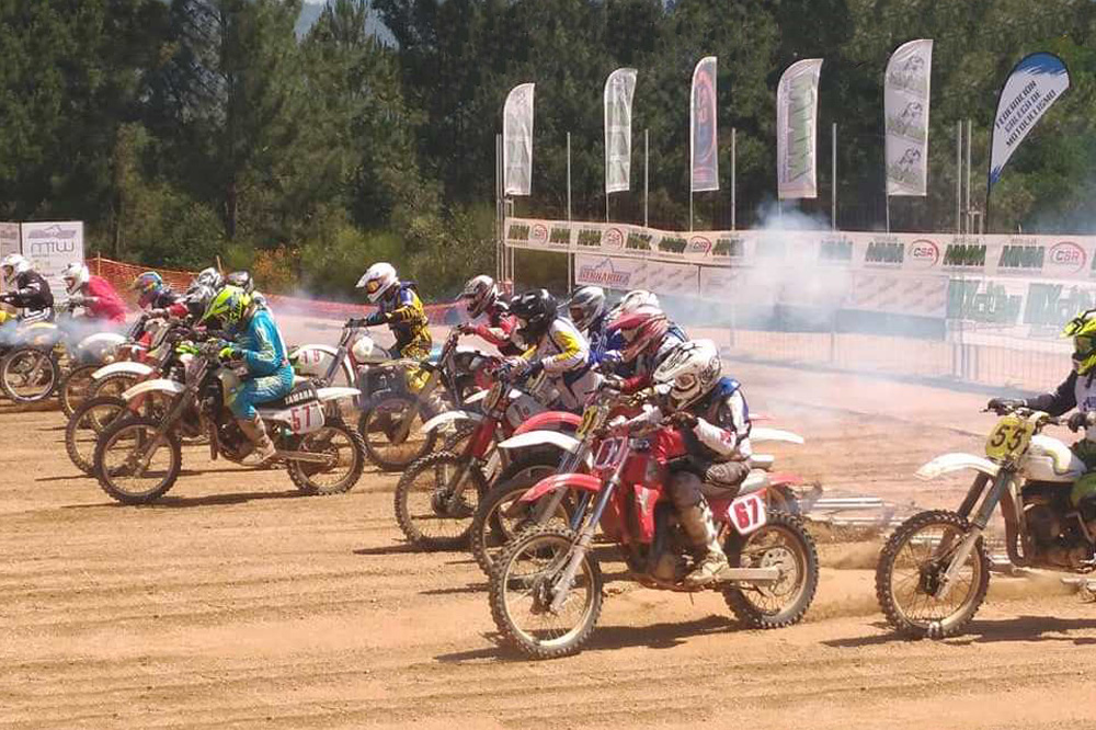 Pontevedra acogió segunda cita del Nacional de Motocross Clásico