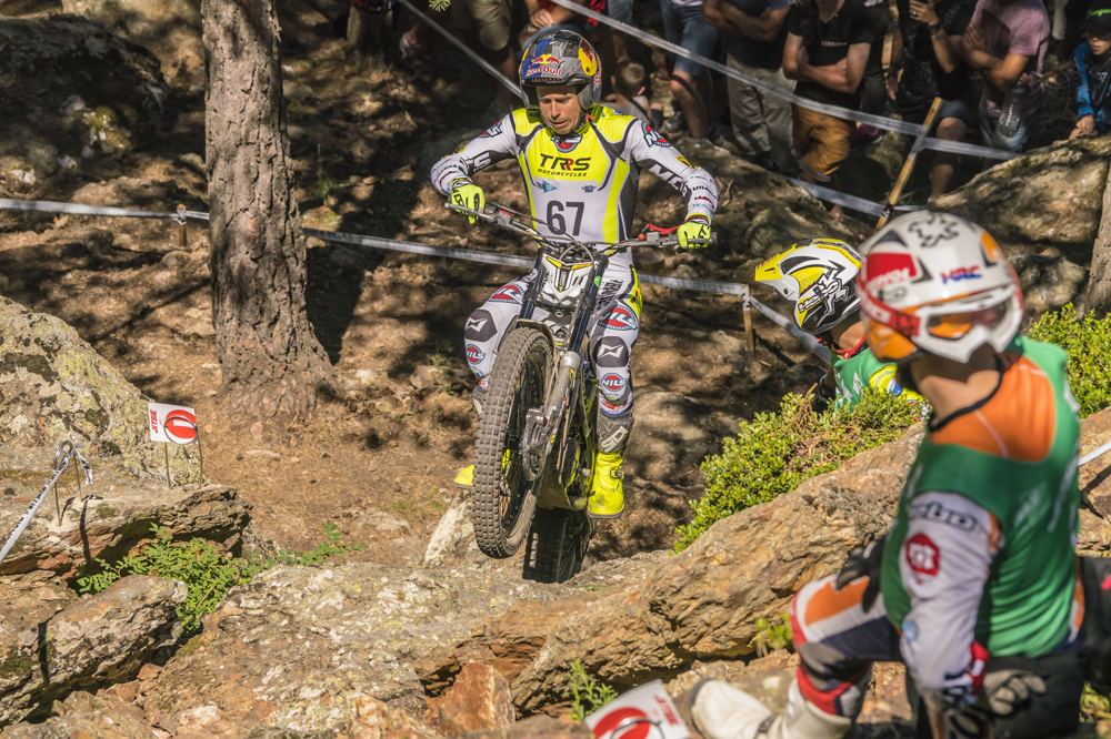 Adam Raga vence el duro trial de Andorra