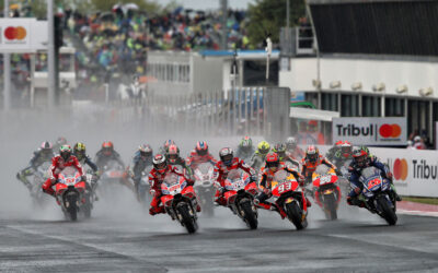 Marc Márquez arriesga y gana el GP de Misano