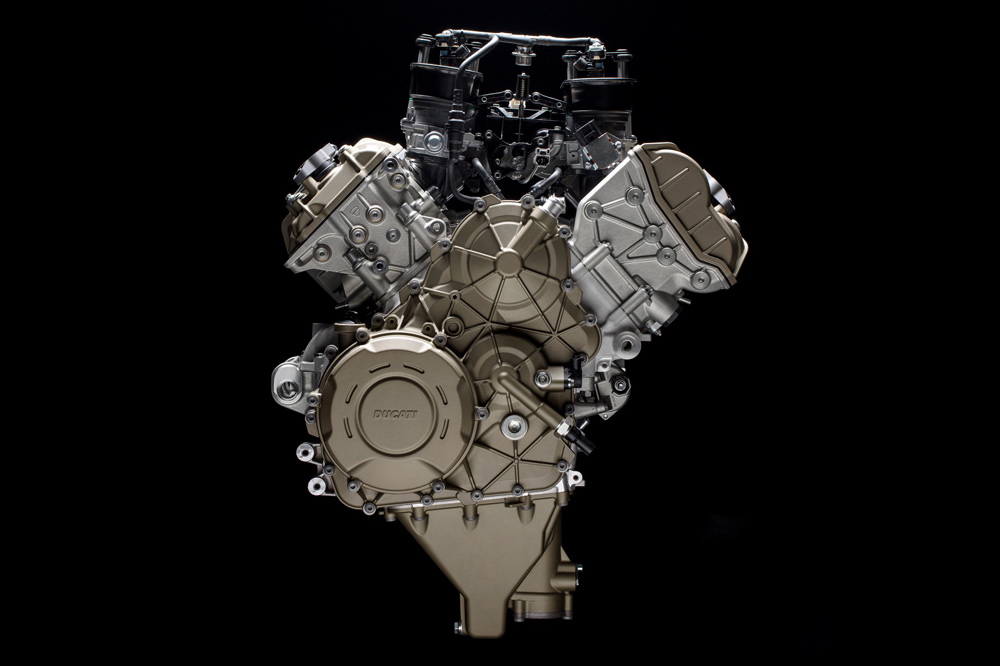 Motor Ducati Desmosedici Stradale