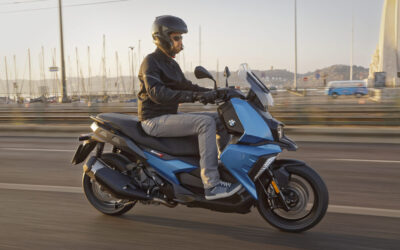 BMW C 400 X: El scooter medio alemán