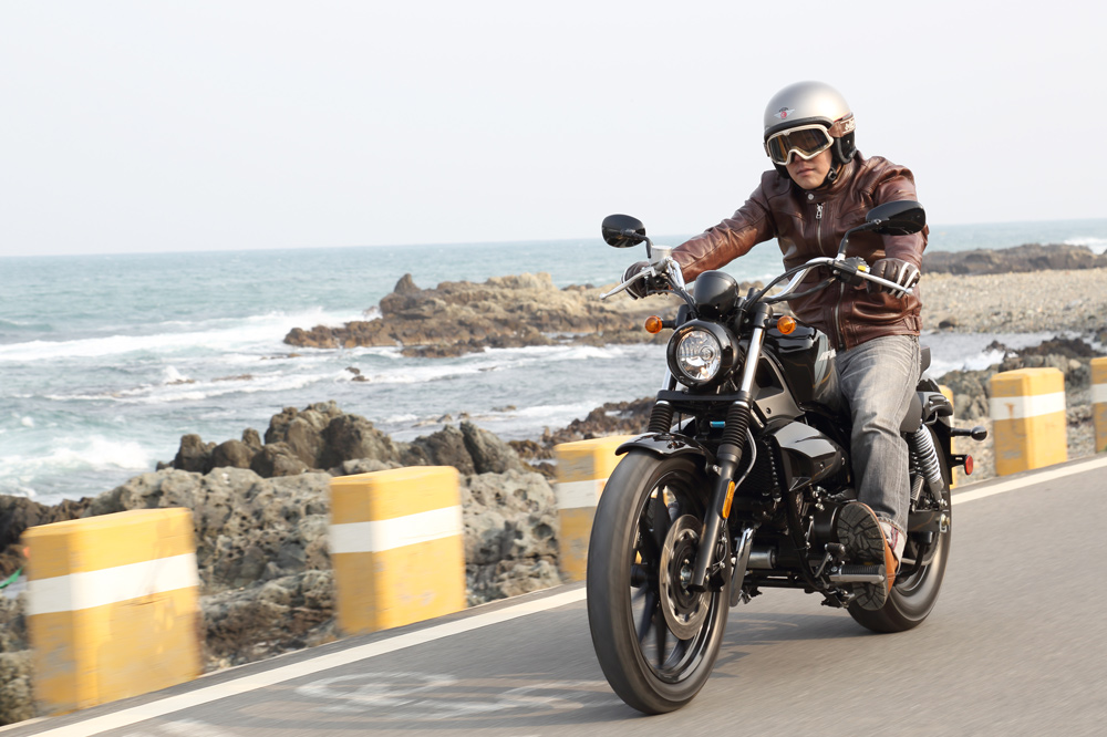 Hyosung Aquila GV 250 DR 2018