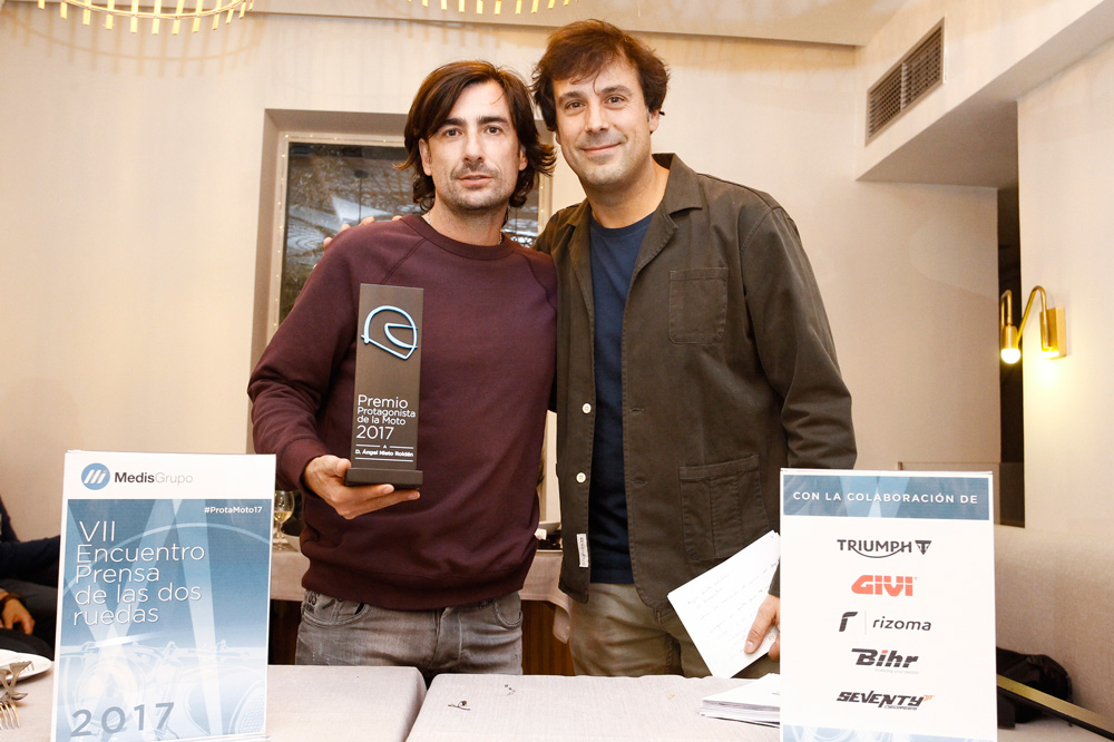 Gelete Nieto recoje el premio otorgado a su padre