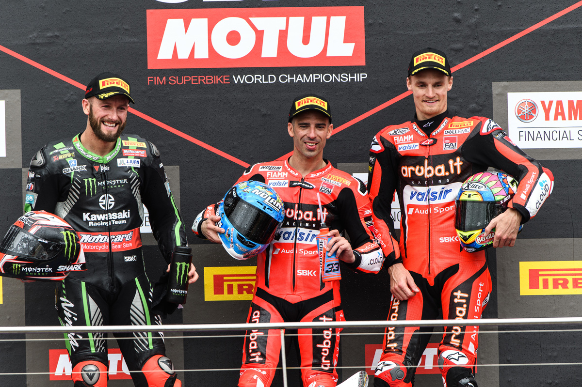 Marco Melandri, Tom Sykes y Chaz Davies, podio de la primera cita del Mundial SBK 2018 en Australia