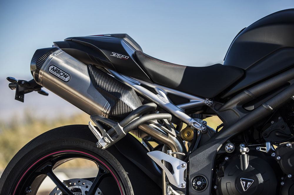 Escape Arrow en la Triumph Speed Triple RS 2018
