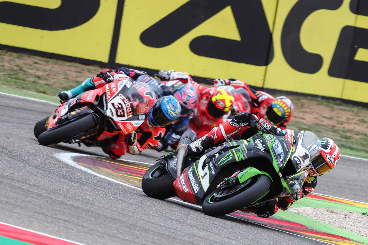 Rea, Malandri, Fores y Davies en Motorland Aragón