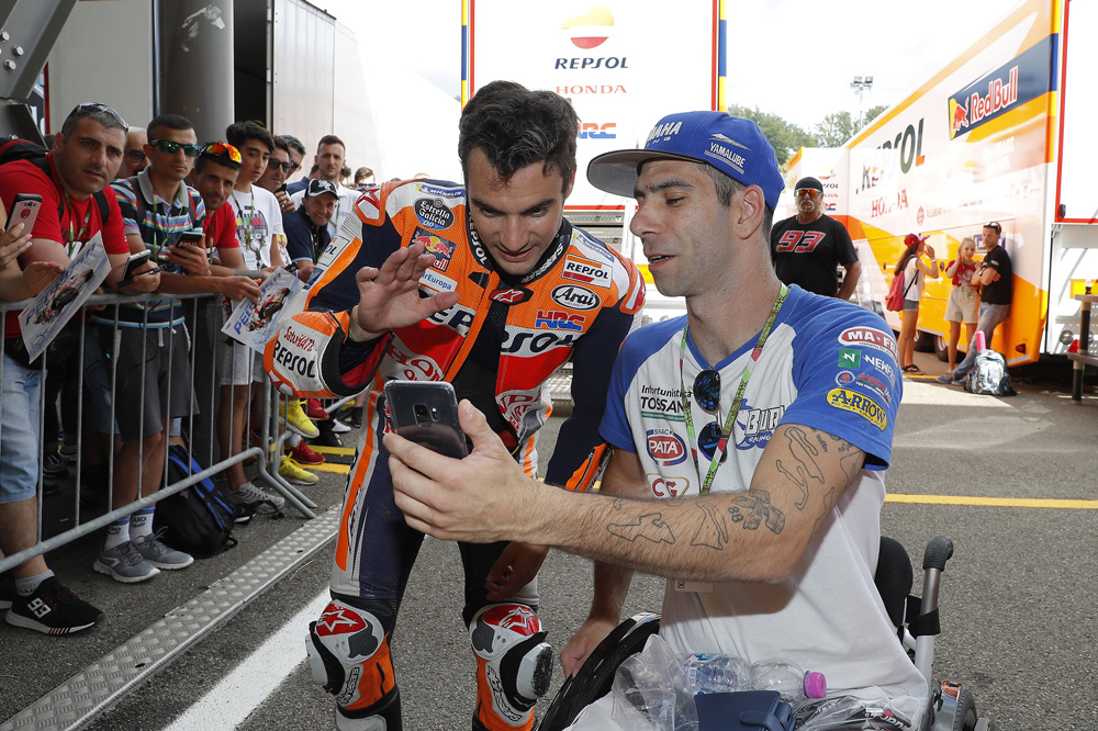 Dani Pedrosa en el paddock del GP de Italia