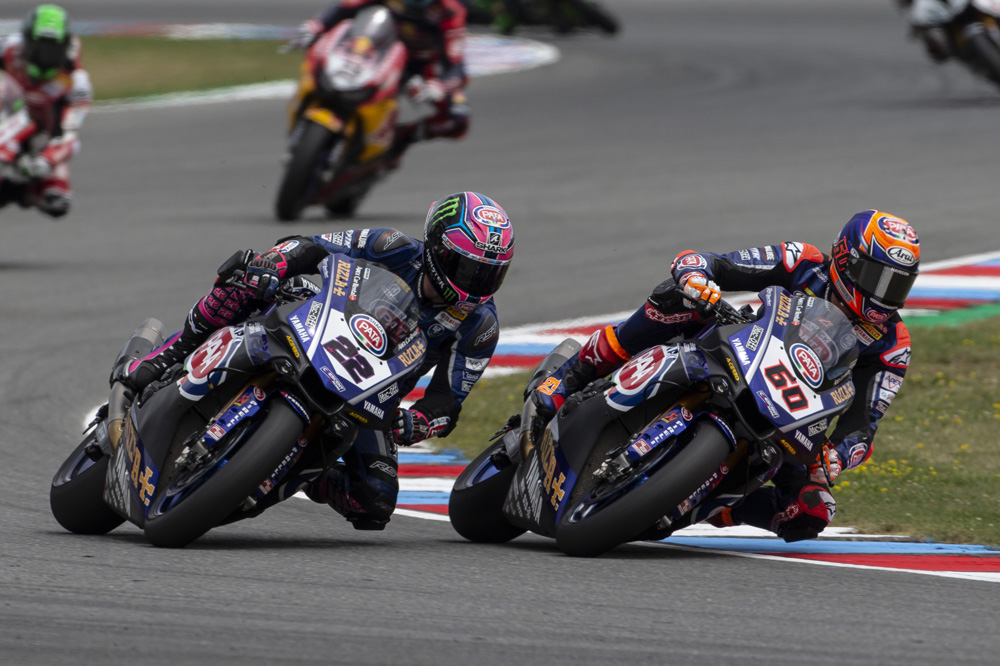 SBK República Checa: Alex Lowes logra su primera victoria