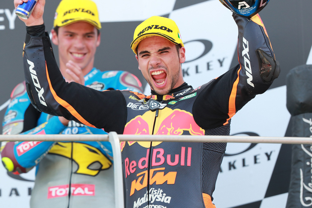 Miguel Oliveira logró la victoria en Moto2