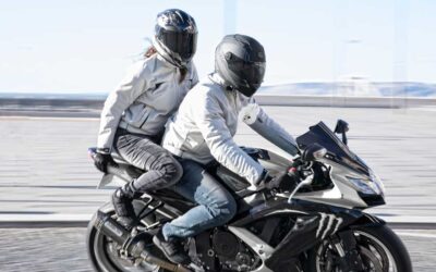 Chaquetas ventiladas para moto Lucas y Tarah de VQuattro