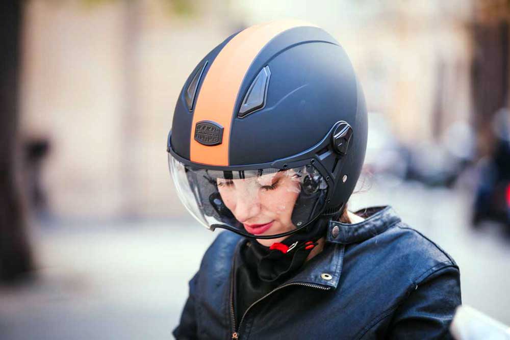 Casco jet KSR-2 de Astone Helmets