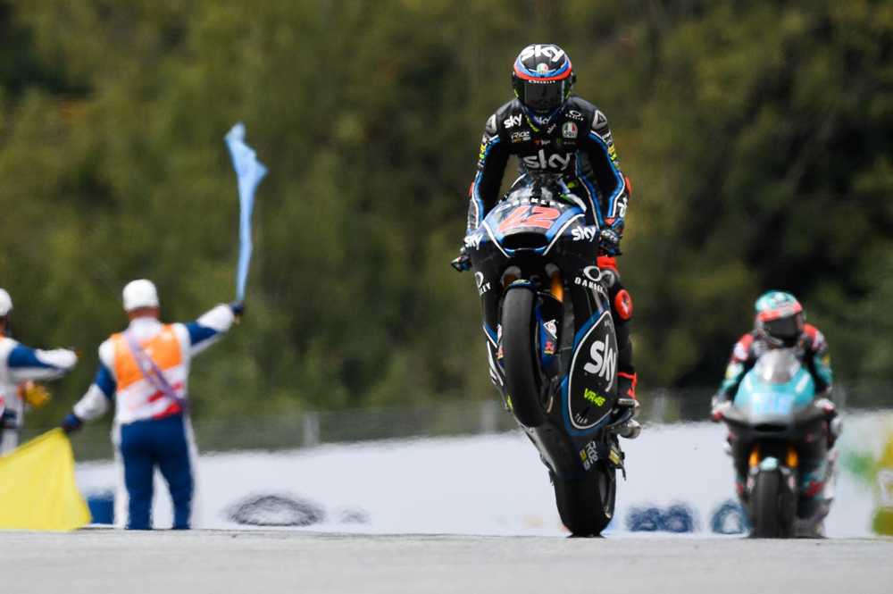 Pecco Bagnaia, victoria y liderato en el GP de Austria de Moto2