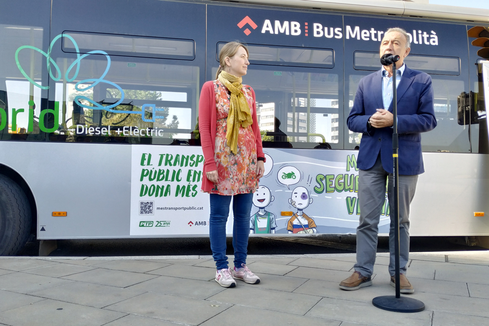 Barcelona: ¿Transporte público contra las motos?
