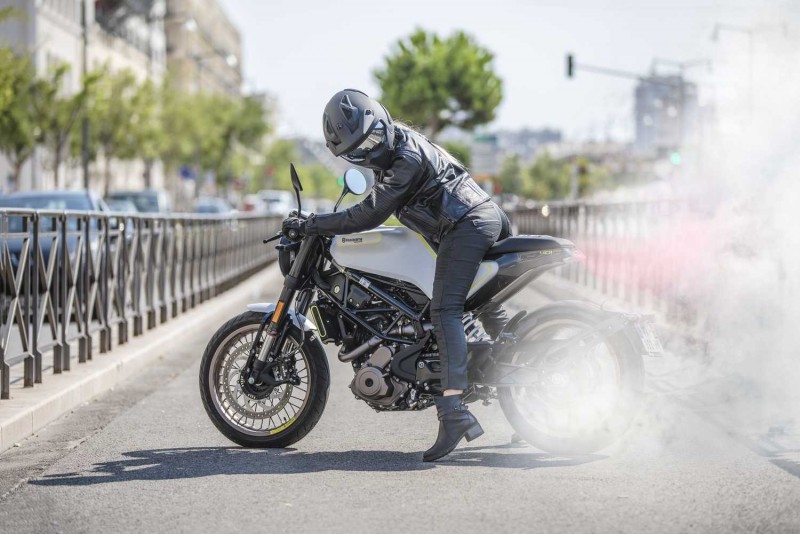 Casco jet Elektron de Astone Helmets