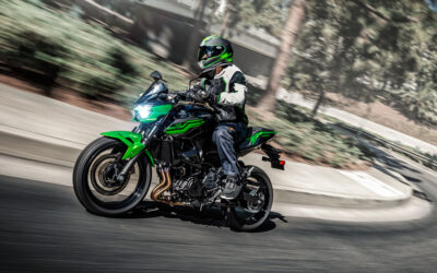 Kawasaki Z 400: Ya en las tiendas con un precio de 4.399 euros