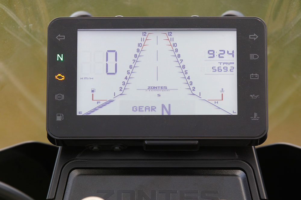 Cuadro de instrumentos completamente digital de la Zontes T 310