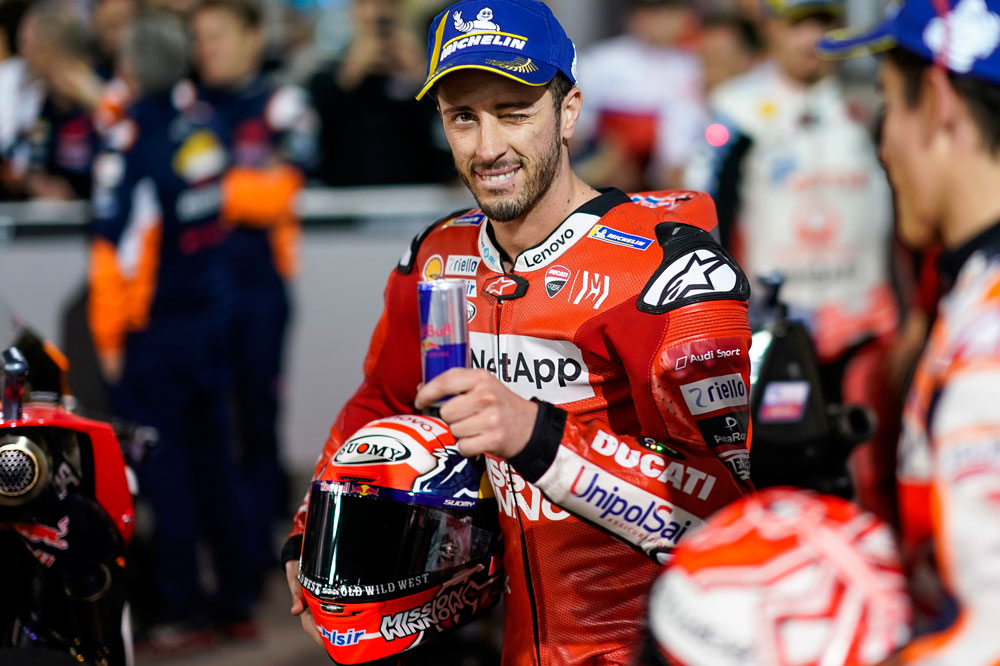Dovizioso vence a Márquez por escasas milésimas en el GP de Qatar
