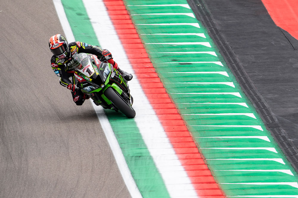 Jonathan Rea domina el fin de semana de SBK en Imola