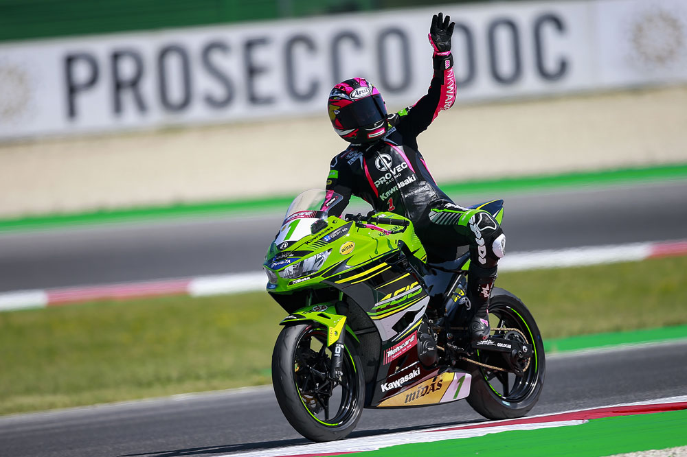 Victoria de Ana Carrasco en la carrera de Misano de Supersport 300
