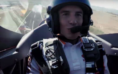 Marc Márquez compara un avión de acrobacias con su MotoGP