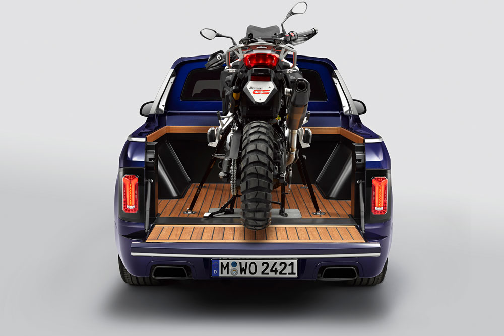 BMW PIckup con BMW F 850 GS