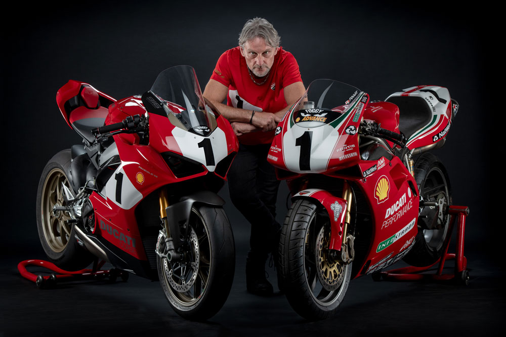Ducati Panigale V4 25 Aniversario: homenaje a la 916