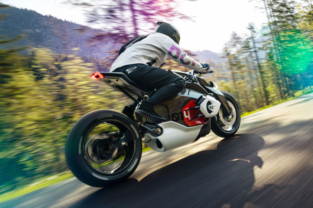BMW, a un paso de su nueva moto eléctrica
