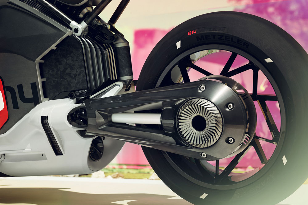 No puede faltar el cardan en una moto BMW por muy eléctrica que ésta sea