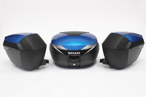 Maletas 23 y baúl 39 de SHAD en negro y azul