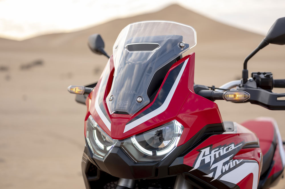 Doble faro delantero de la Honda Africa Twin 2020