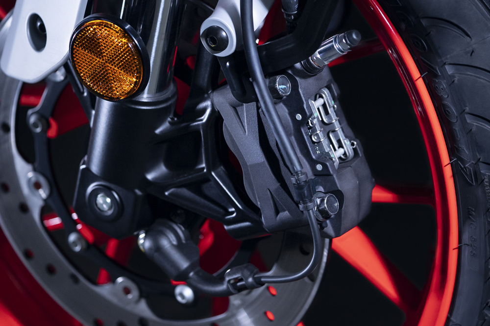 Freno delantero de la Yamaha MT 125 con pinza radial