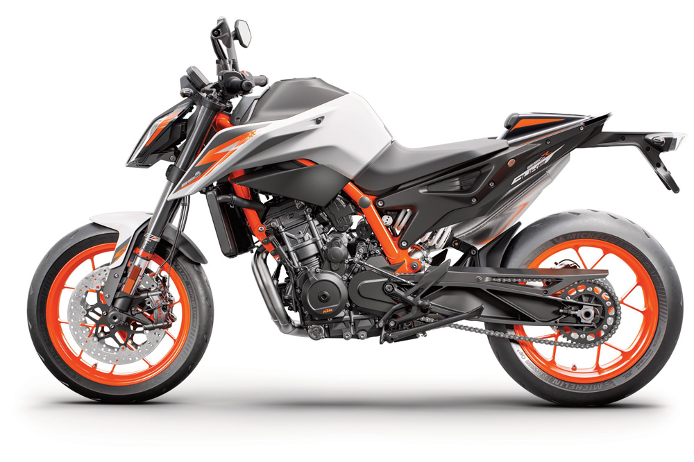 La electrónica de la KTM 890 Duke R incluye una unidad de medición inercial