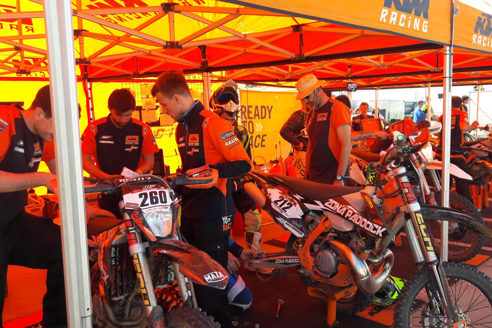 El servicio de asistencia de enduro KTM Family and Friends, cumple ocho años