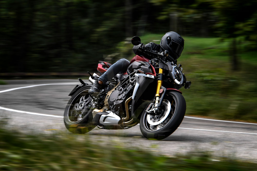 MV Agusta Brutale 1000 RR y Serie Oro