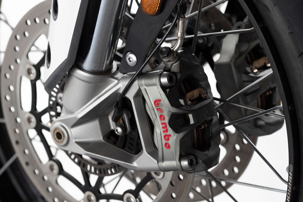 Frenos delanteros de las Triumph Tiger 900