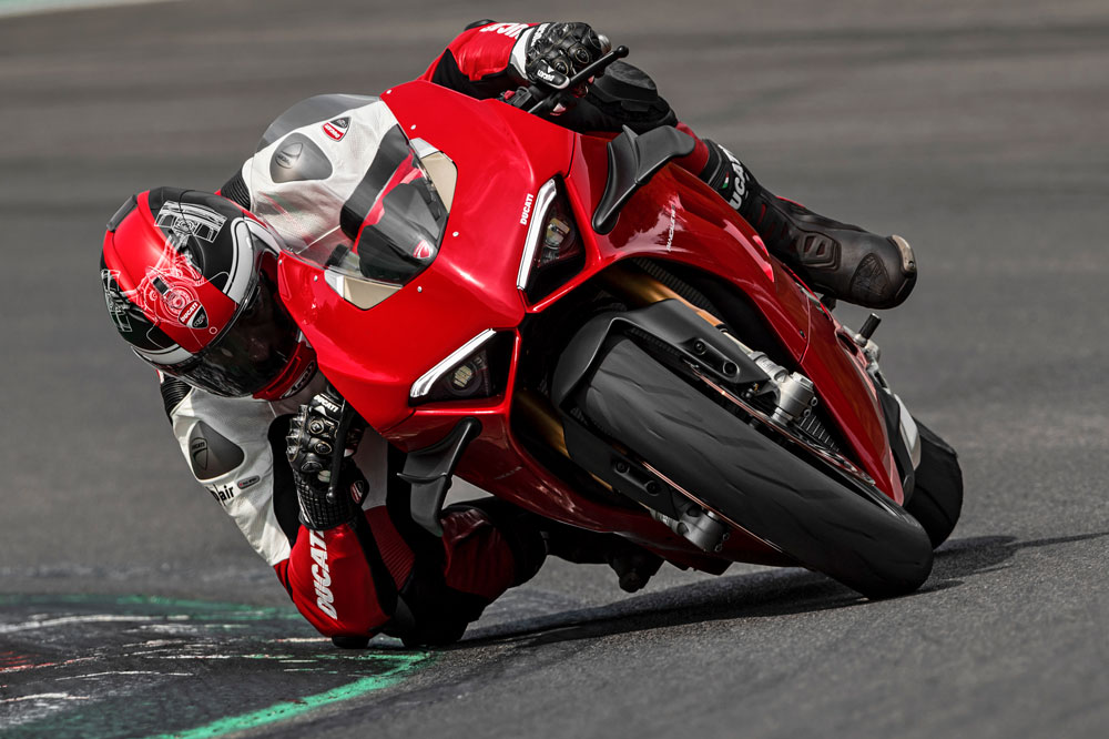 La Ducati Panigale V4 2020 es más sencilla e intuitiva de conducir