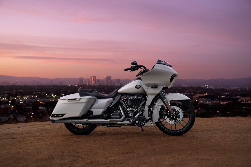 Harley Davidson Road Glide CVO 2020